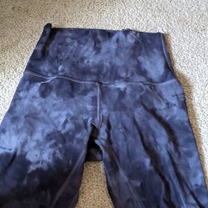 Lululemon size 2 6inch biker shorts